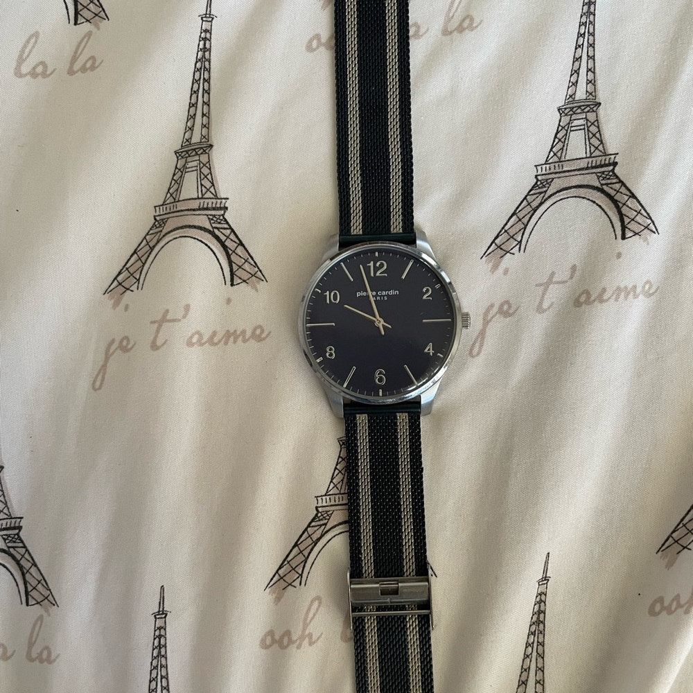Women steel watch brand new